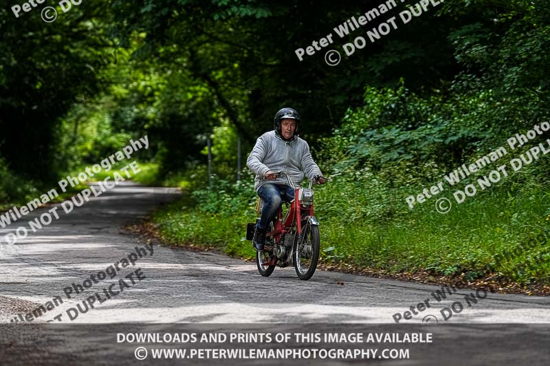 Vintage motorcycle club;eventdigitalimages;no limits trackdays;peter wileman photography;vintage motocycles;vmcc banbury run photographs